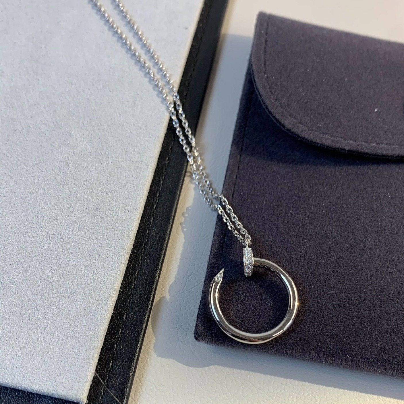 [Mystic]JUSTE NECKLACE SILVER