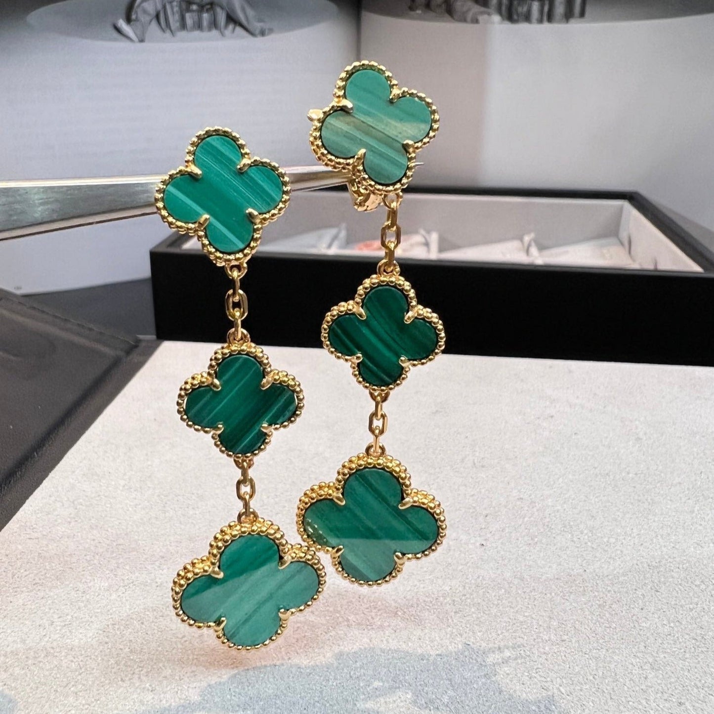 [Mystic]CLOVER MALACHITE 3 MOTIFS GOLD