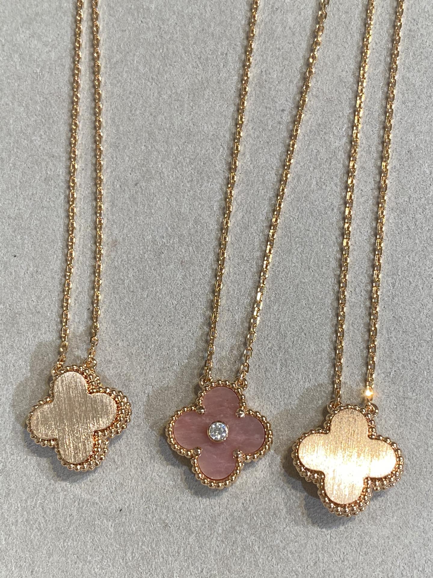 [Mystic]CLOVER 15MM DIAMOND RHODONITE NECKLACE