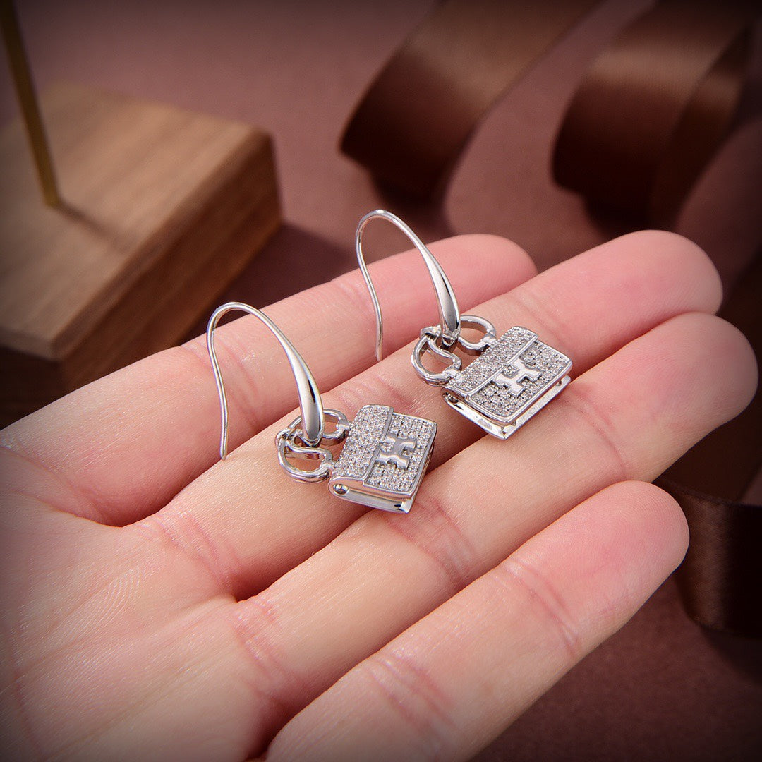 [Mystic]KELLY DIAMOND EARRINGS