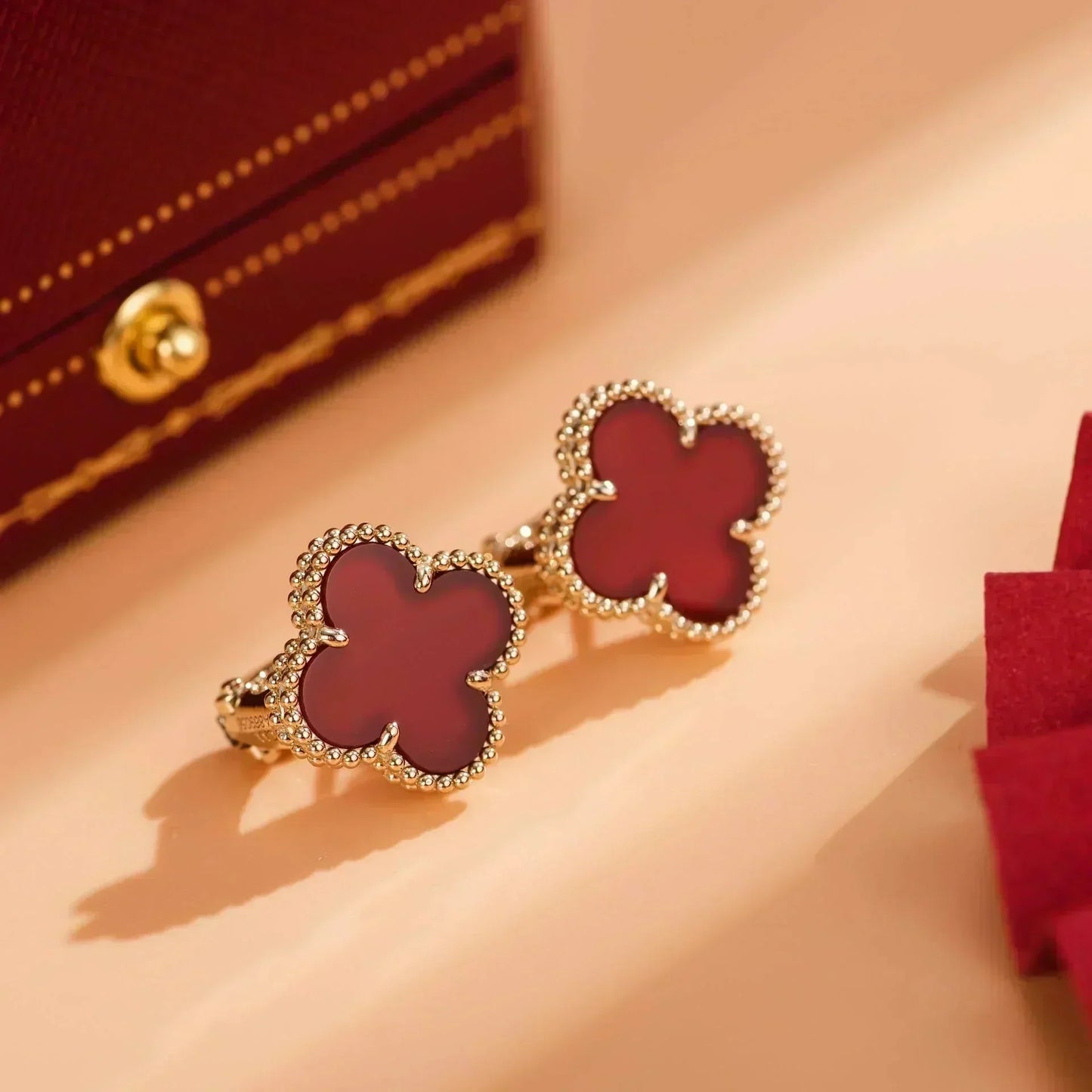 [Mystic]CLOVER MEDIUM 1 MOTIFS CARNELIAN  EARRINGS