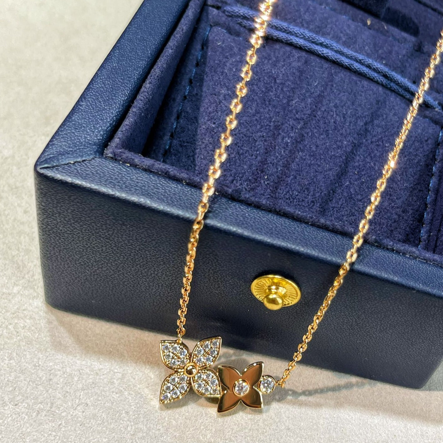 [Mystic]STAR BLOSSOM NECKLACE PINK GOLD DIAMONDS