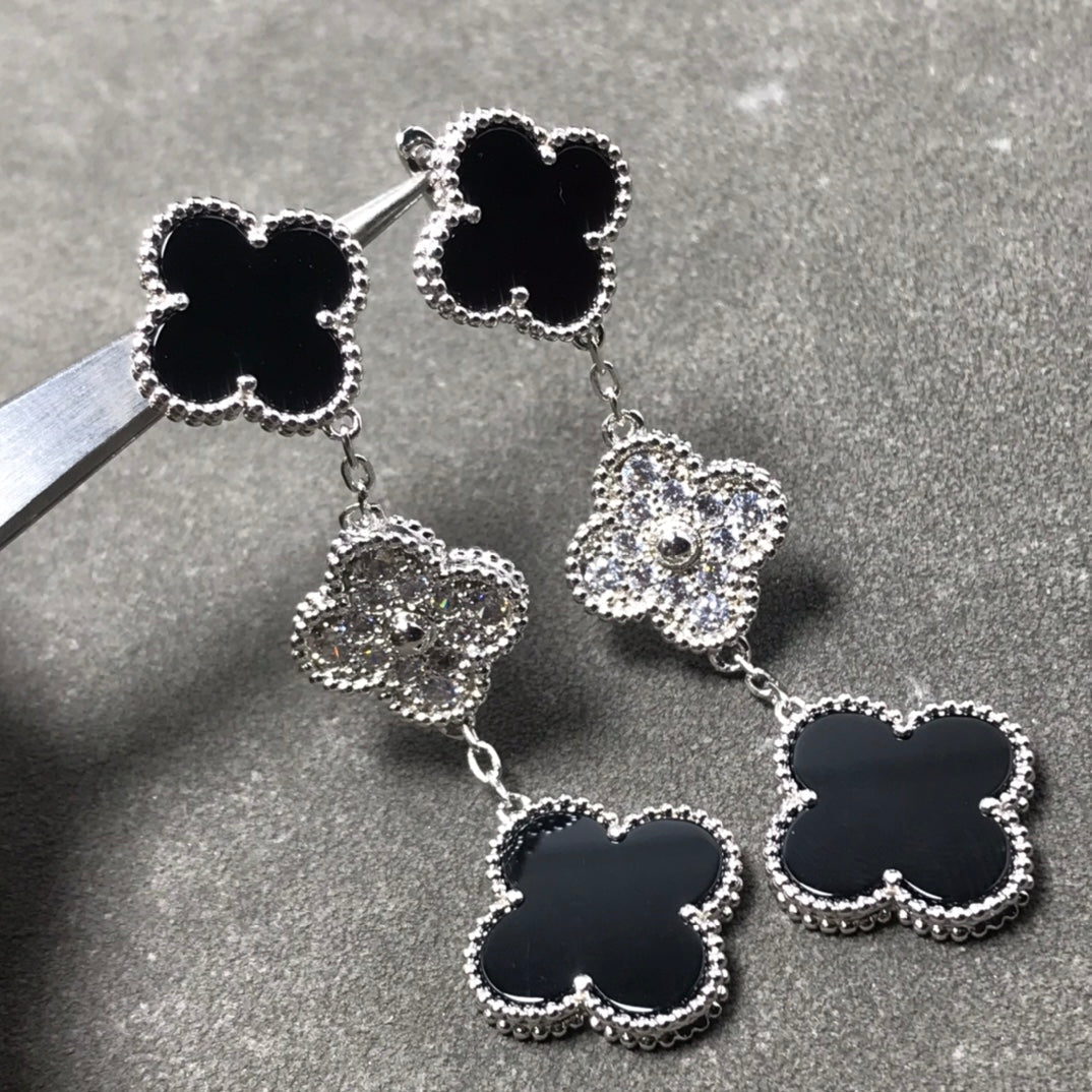 [Mystic]クローバー3モチーフ ダイヤモンド オニキス シルバーピアス
