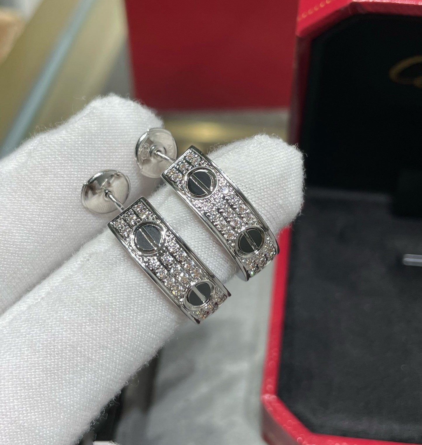 [Mystic]LOVE CERAMIC DIAMOND PAVED SILVER EARRINGS