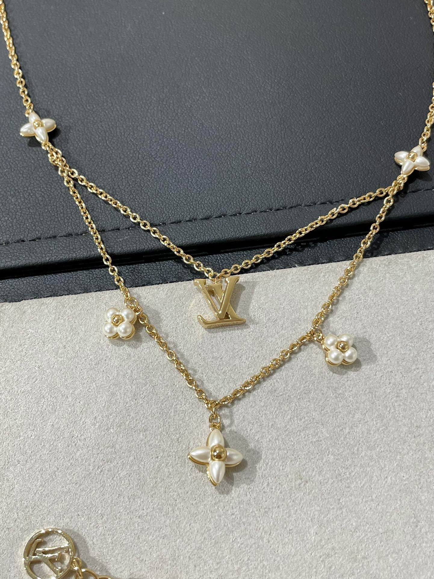 [Mystic]フラワーグラム ゴールドモップ ダブルロー ネックレス