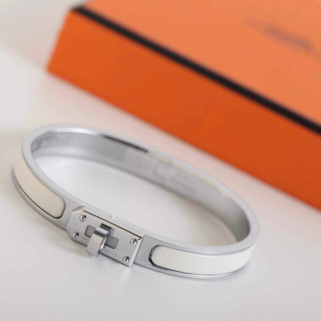 [Mystic]HM KELLY WHITE BRACELET