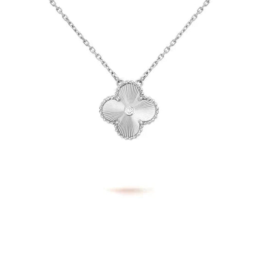 [Mystic]CLOVER 15MMダイヤモンドレーザーネックレス シルバー