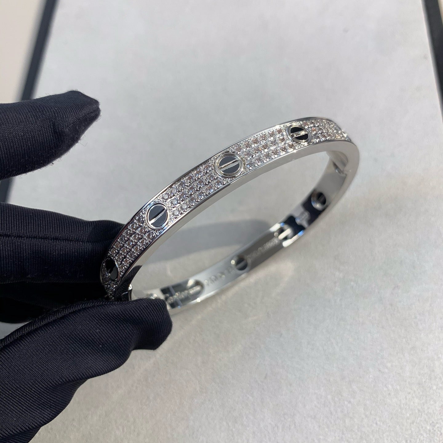 [Mystic]LOVE ブレスレット 6.1mm ダイヤモンドパヴェ セラミック