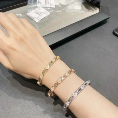 [Mystic] クローバーブレスレット 4MM ダイヤモンド