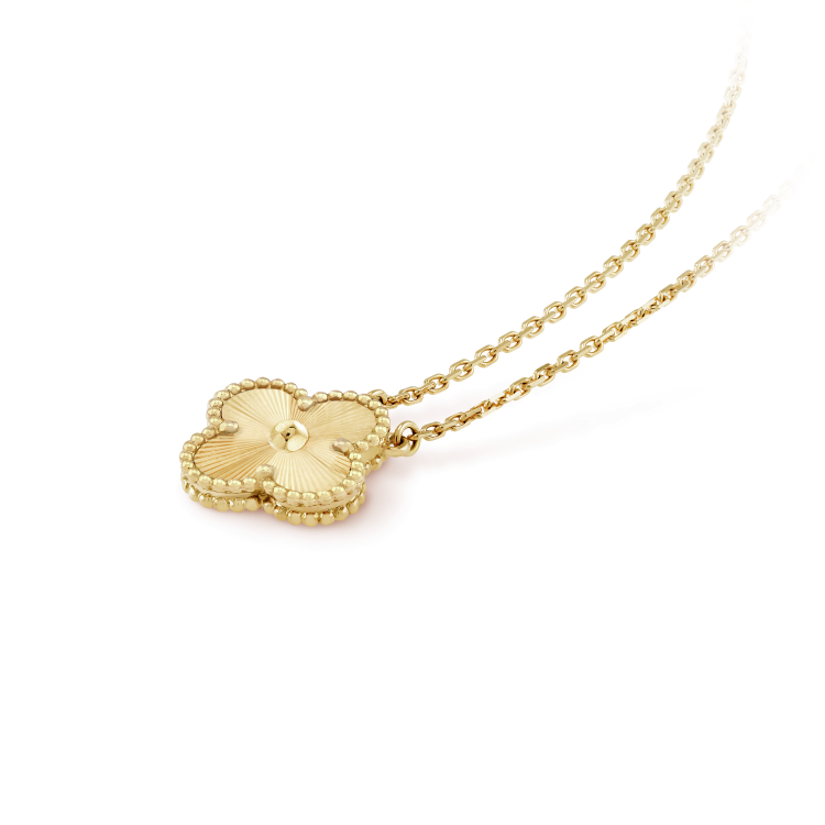 [ミスティック]クローバー 15MM レーザーネックレス