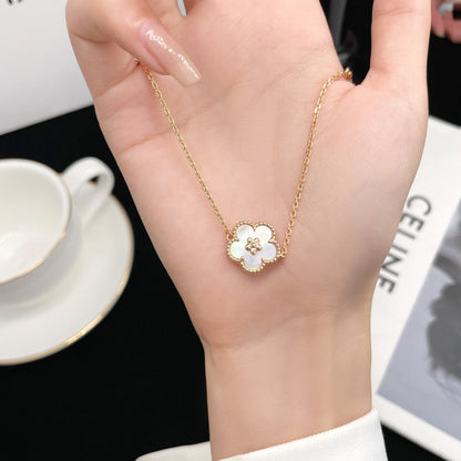 [Mystic]LUCKY WHITE MOP PLUM BLOSSOM ブレスレット