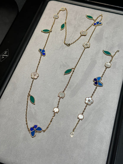 [Mystic] 26 NEW CLOVER 15 MOTIFS LUCKY NECKLACE