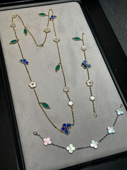 [Mystic] 26 NEW CLOVER 15 MOTIFS LUCKY NECKLACE