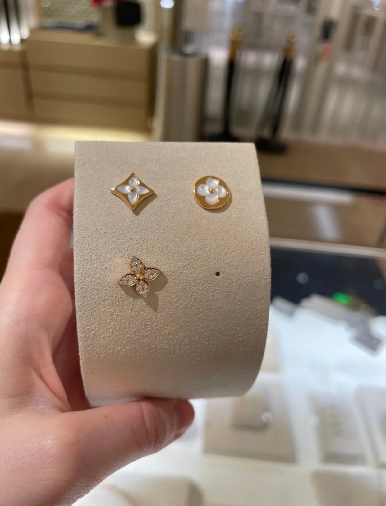 [Mystic]星の花ピアス（ピンクゴールド、ダイヤモンド）