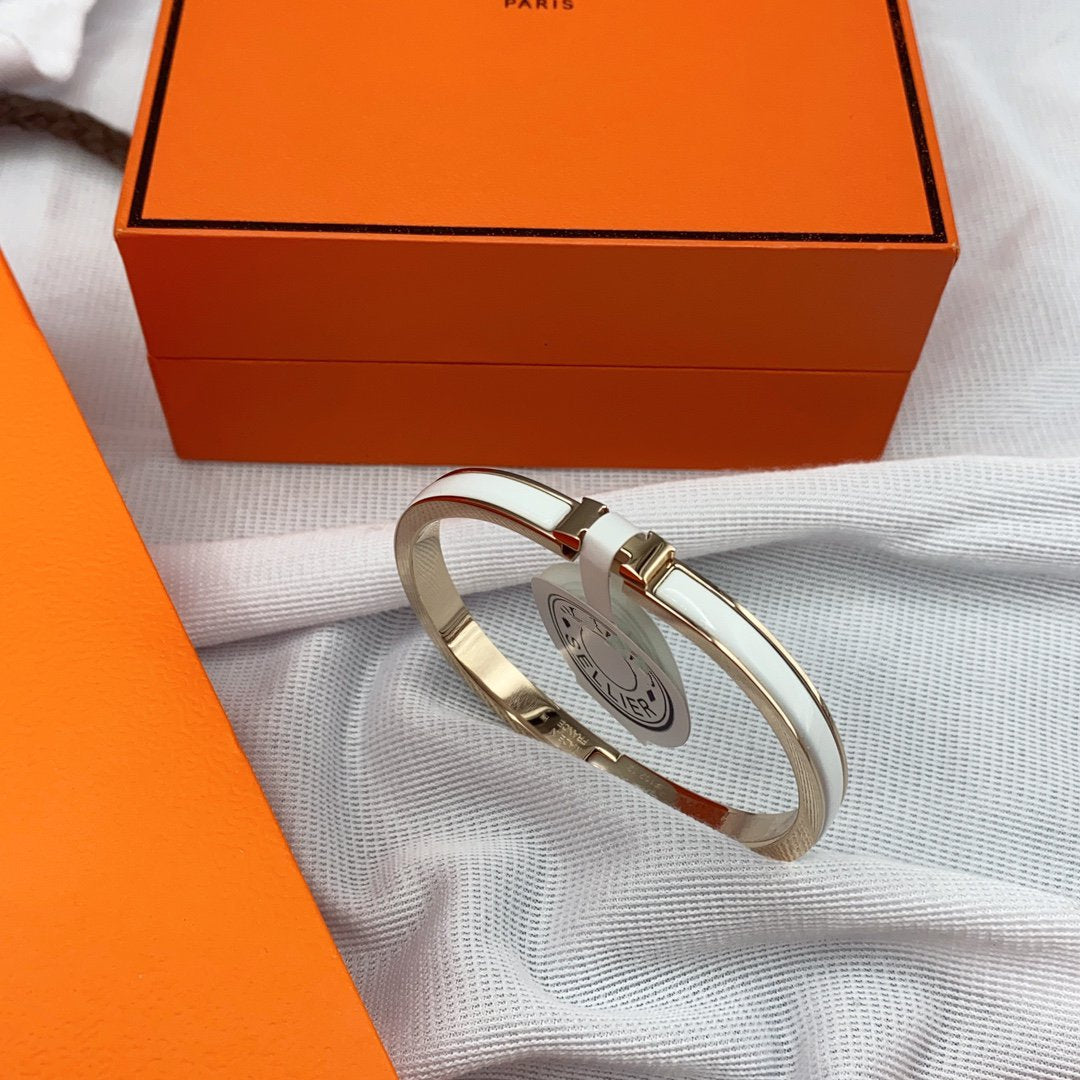 [Mystic]CLASSIC HM CLIC WHITE 8MM エナメルブレスレット