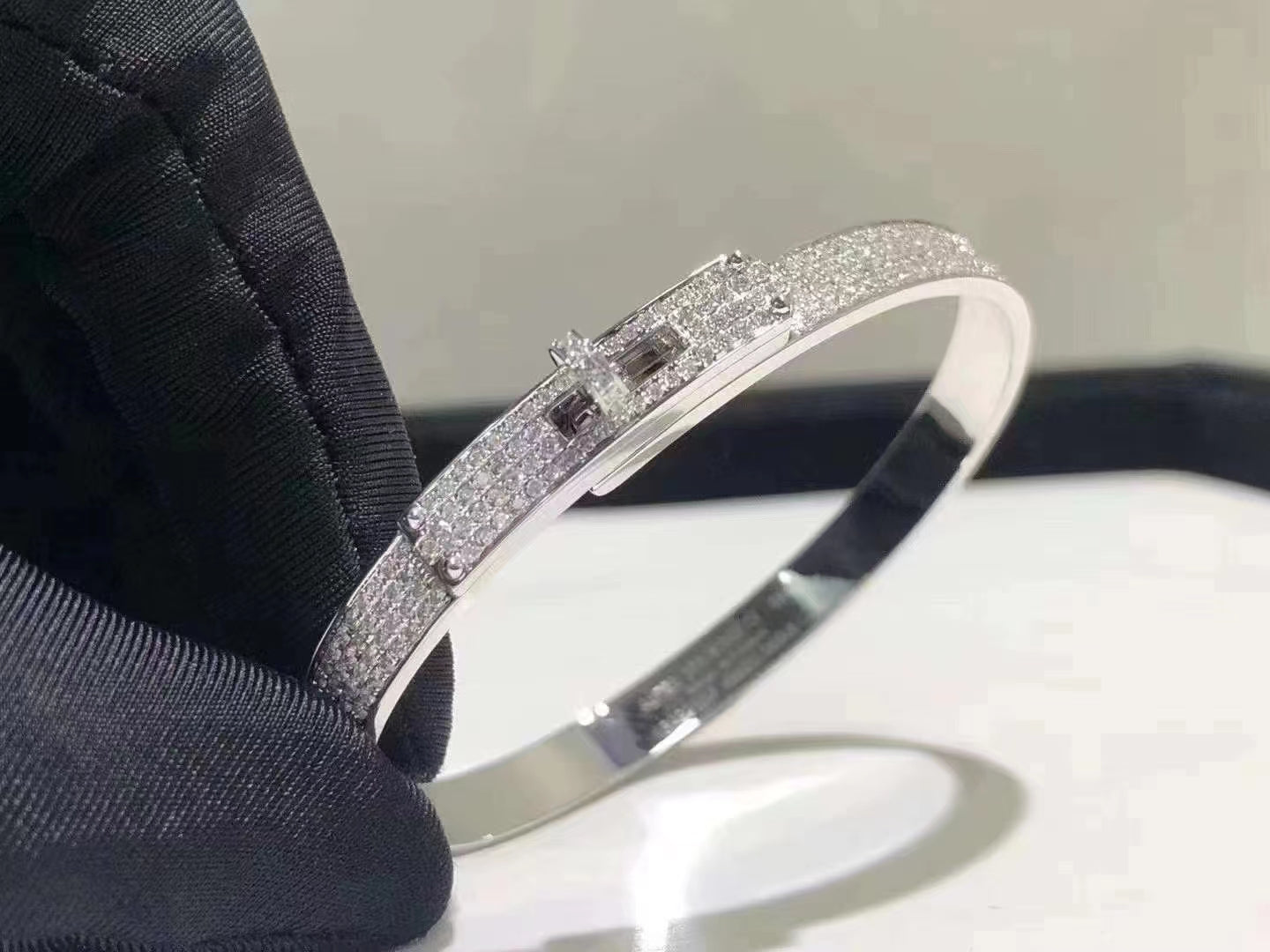 [ミスティック]HMケリーブレスレット シルバー フルパヴェダイヤモンド