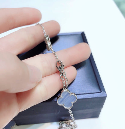 [Mystic] クローバー 10 モチーフ カルセドニー ダイヤモンド シルバーネックレス